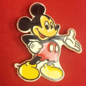 Vintage Disney Plastic Mickey Mouse Pin